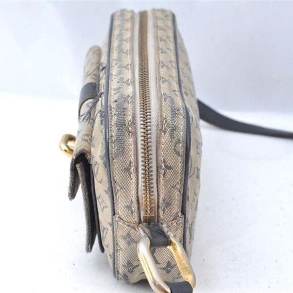 Louis Vuitton Monogram Mini Juliet MM Shoulder Cross Bag - Picture 3 of 15